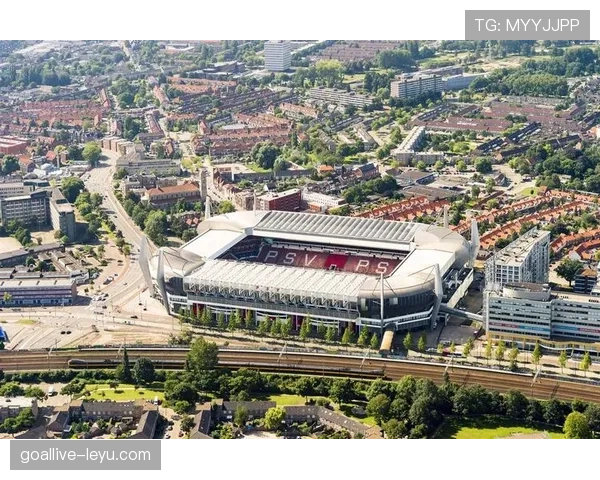 PSV埃因霍温：百年豪门传奇，欧冠辉煌与巨星风采